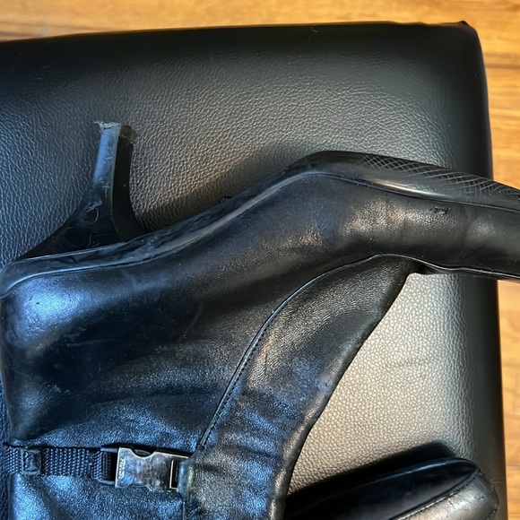 Just in- authentic PRADA BOOTIES - Picture 10 of 10